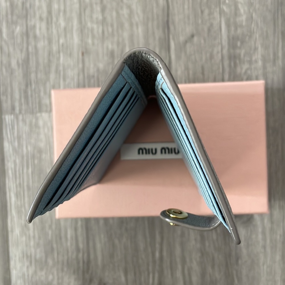 SOLD!! Miu Miu wallet - Picture 8 of 17